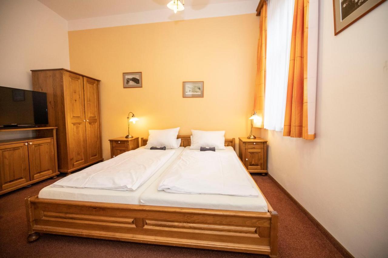 Penzion Adelka Janske Lazne Bagian luar foto