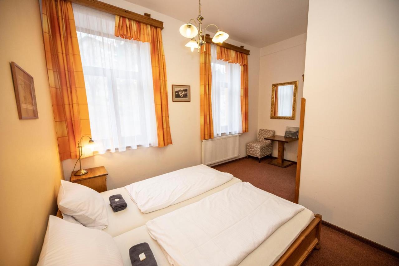 Penzion Adelka Janske Lazne Bagian luar foto